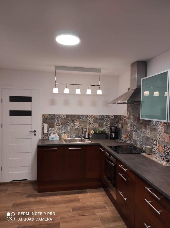 Urocze Studia W Lomiankach, 1- Z Sauna I Tarasem, 2- Z Kominkiem, 3- Ekonomiczne, 7Km Metro Mlociny Warszawa Łomianki Εξωτερικό φωτογραφία